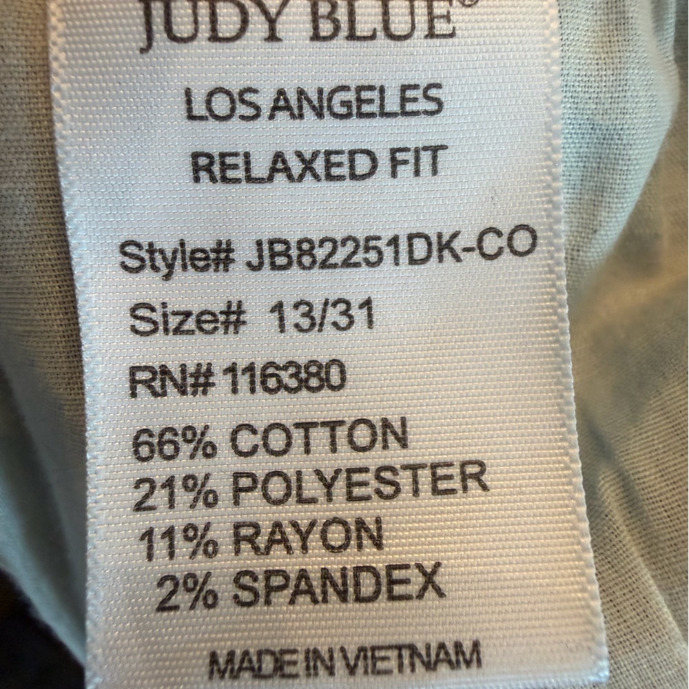 Judy Blue Everyday Essential Relaxed Fit Jeans Dark Wash Distressed Size 13/31 - Picture 9 of 10